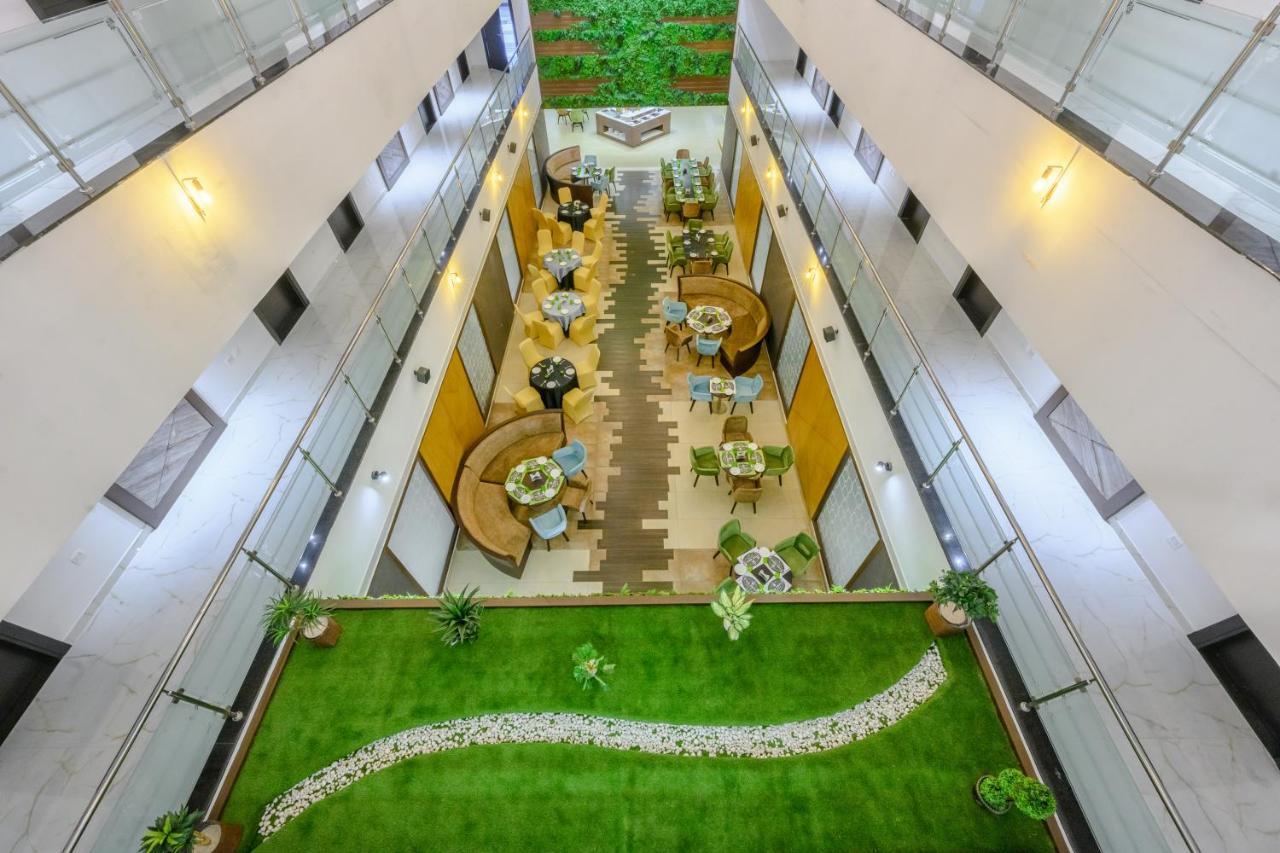 Essentia Manipal Inn Udupi Exterior foto